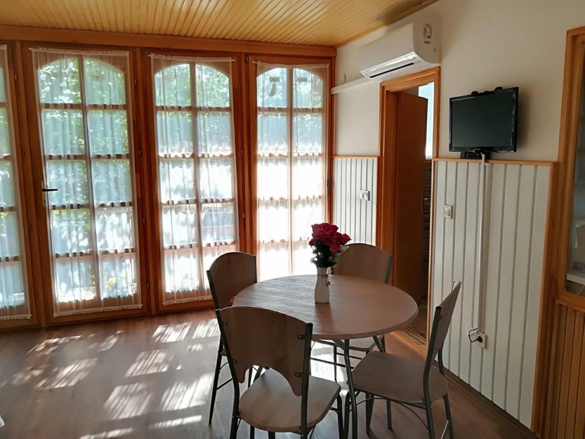 Hovirag Apartman 2 Hajduszoboszlo Exterior photo